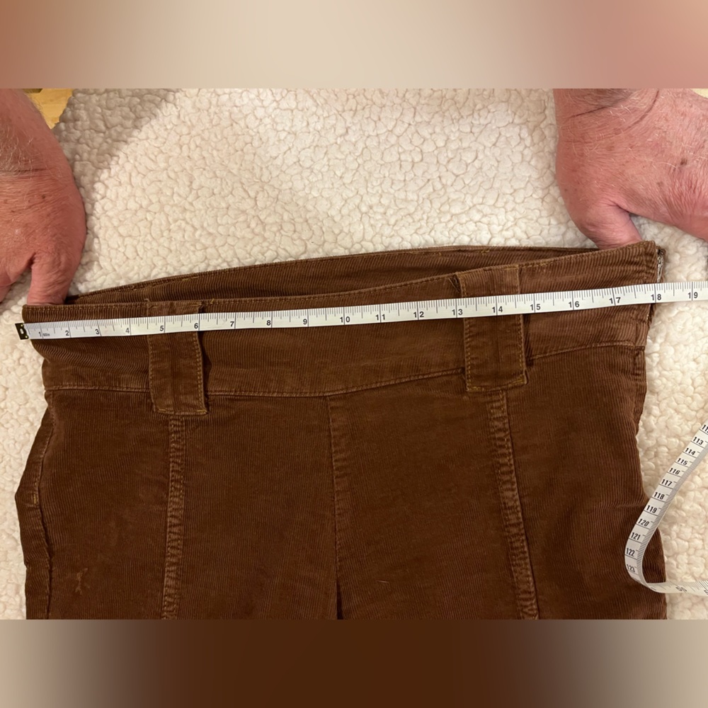 Urban Outfitters BDG corduroy flare bootcut pants. Side zipper. Brown. W29 / L32 - Picture 12 of 15